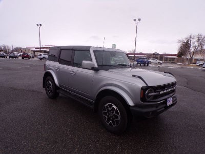 2024 Ford Bronco Outer Banks