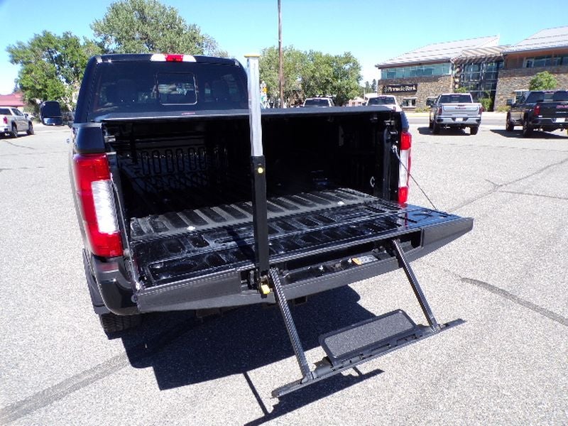 2017 Ford Super Duty F-250 SRW Lariat