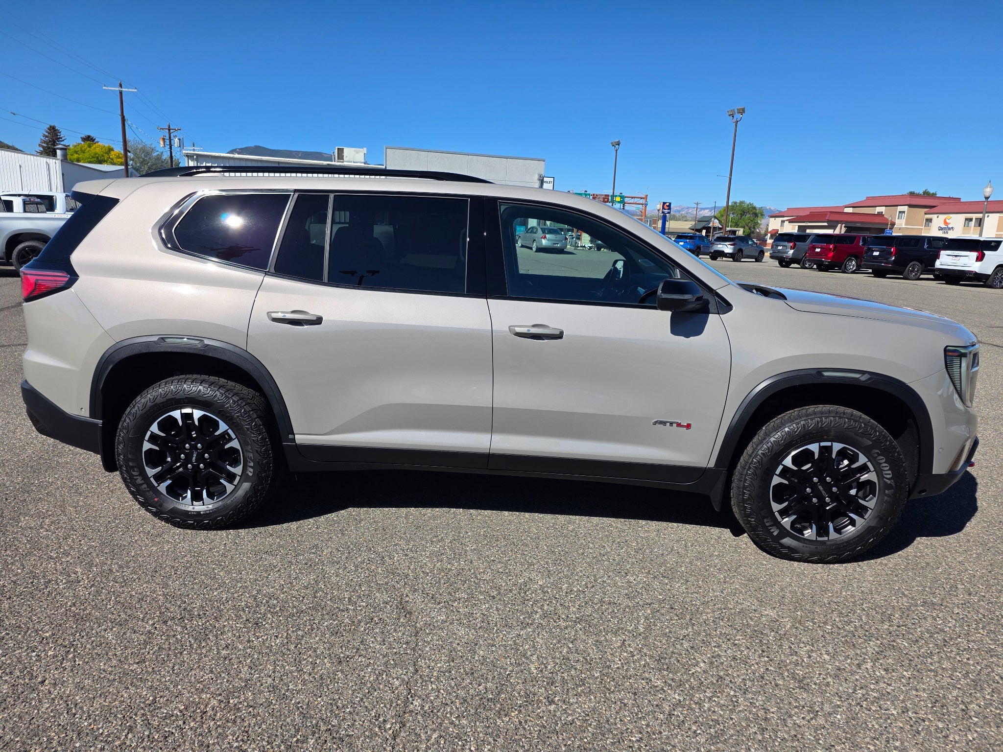 2027 GMC Acadia AT4