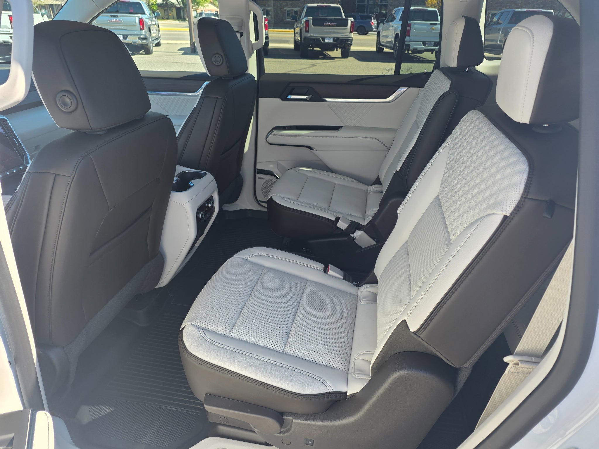 2027 GMC Acadia Denali