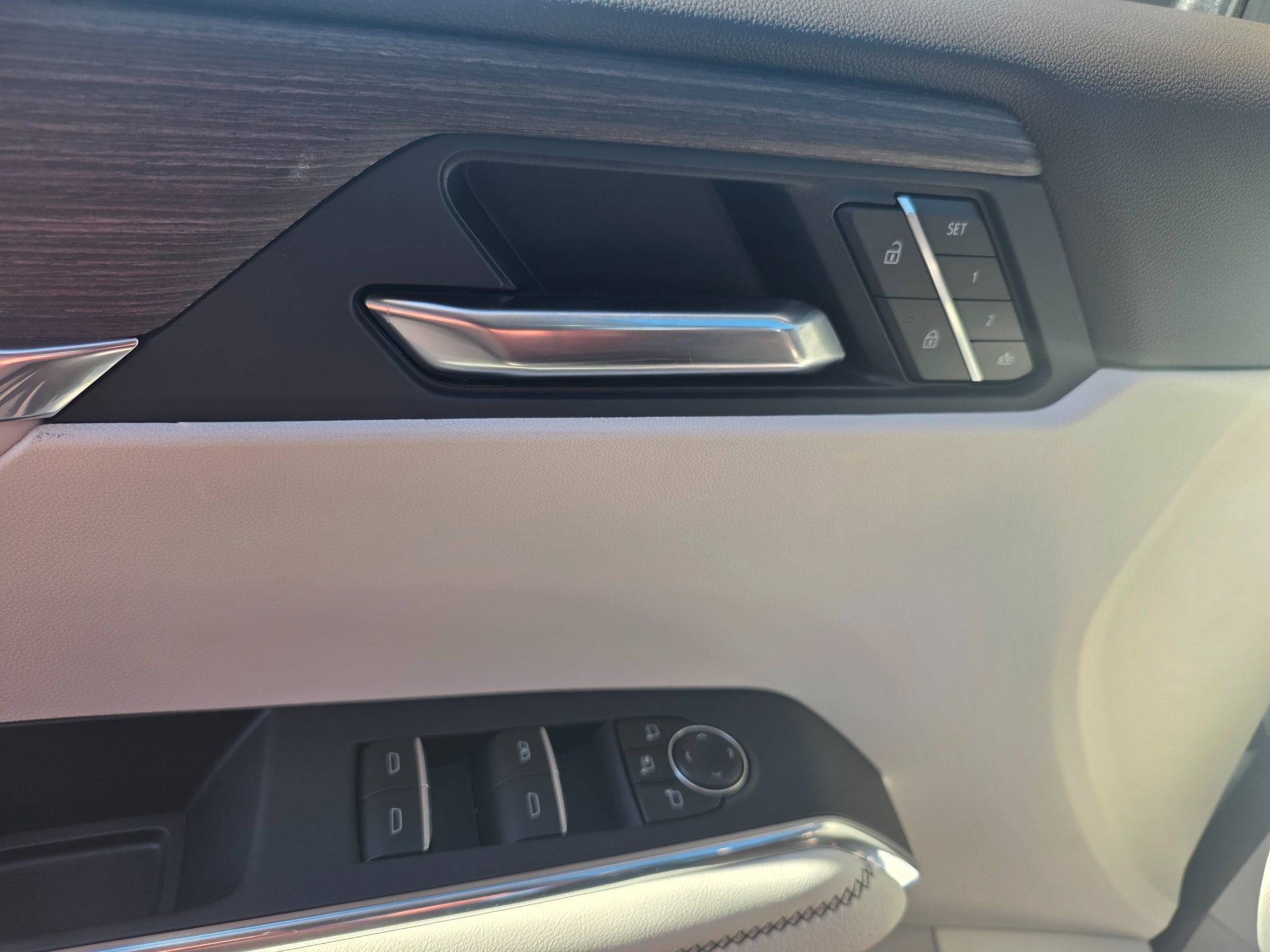 2027 GMC Acadia Denali