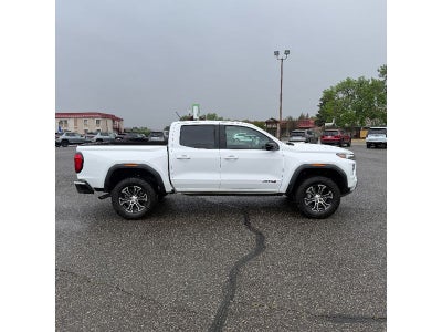 2024 GMC Canyon AT4