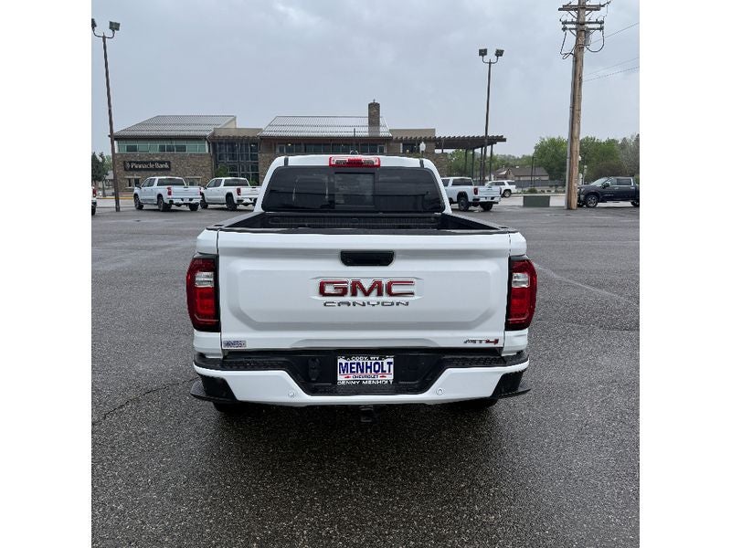 2024 GMC Canyon AT4