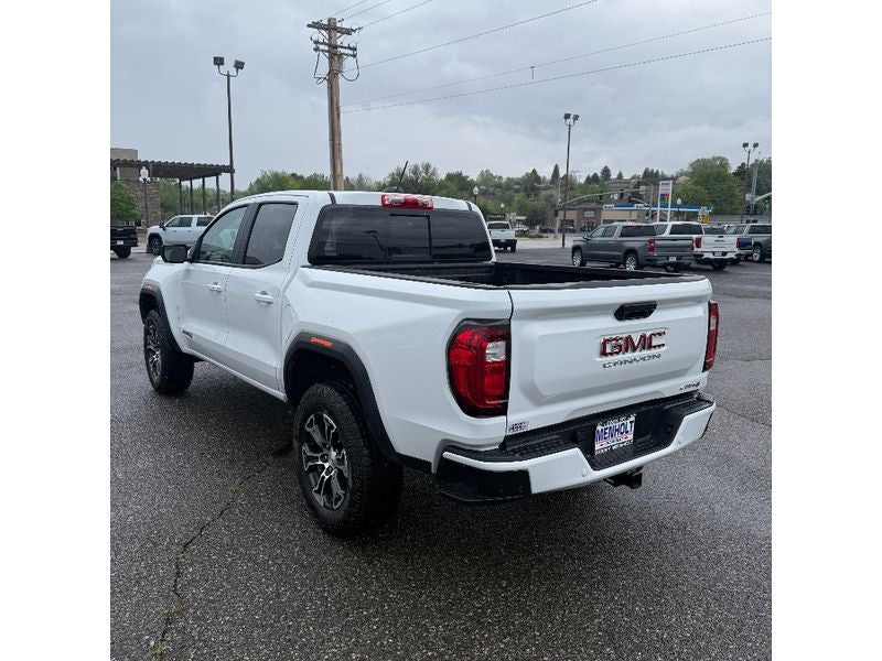 2024 GMC Canyon AT4