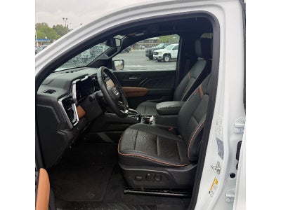 2024 GMC Canyon AT4