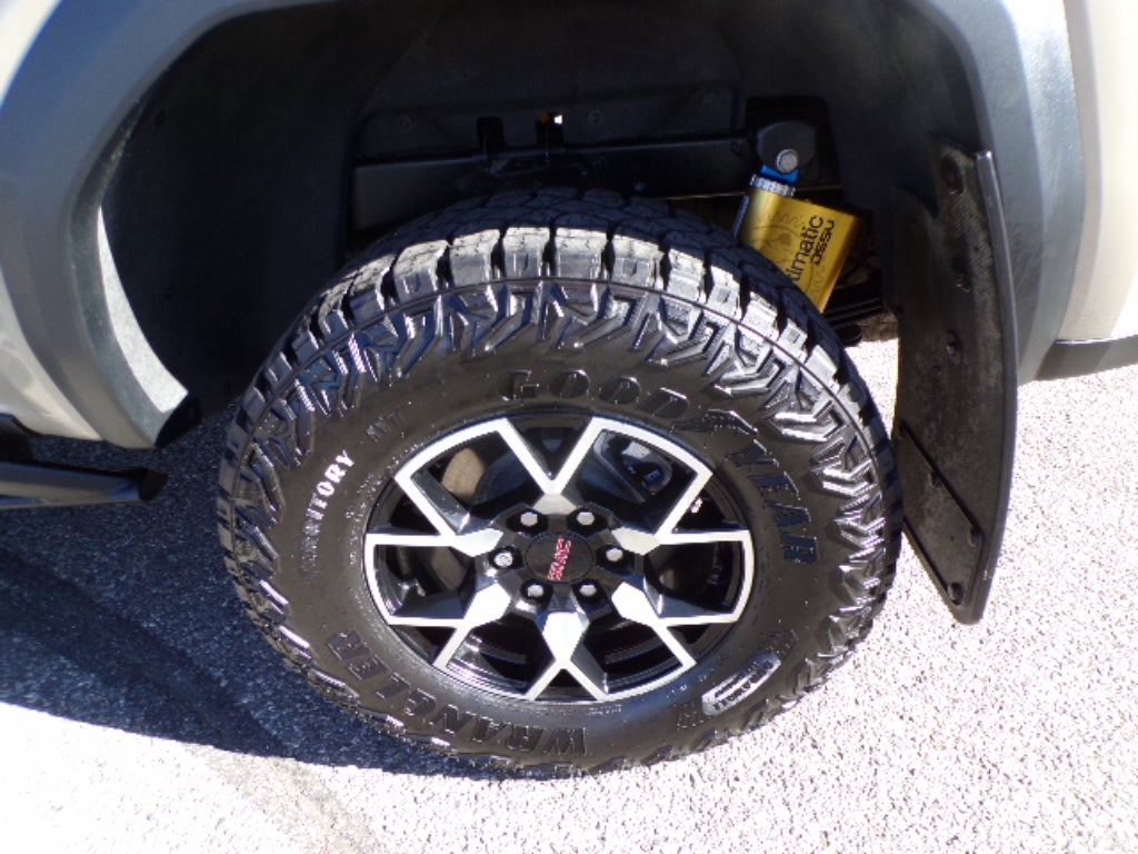 2024 GMC Canyon AT4X