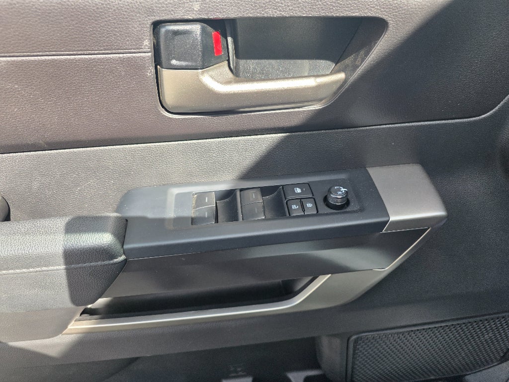 2025 Toyota Tundra 4WD SR